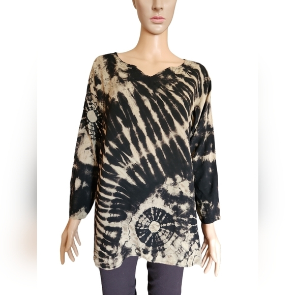 Culture Shop Black & Tan Tie Dye Tunic - Picture 1 of 7